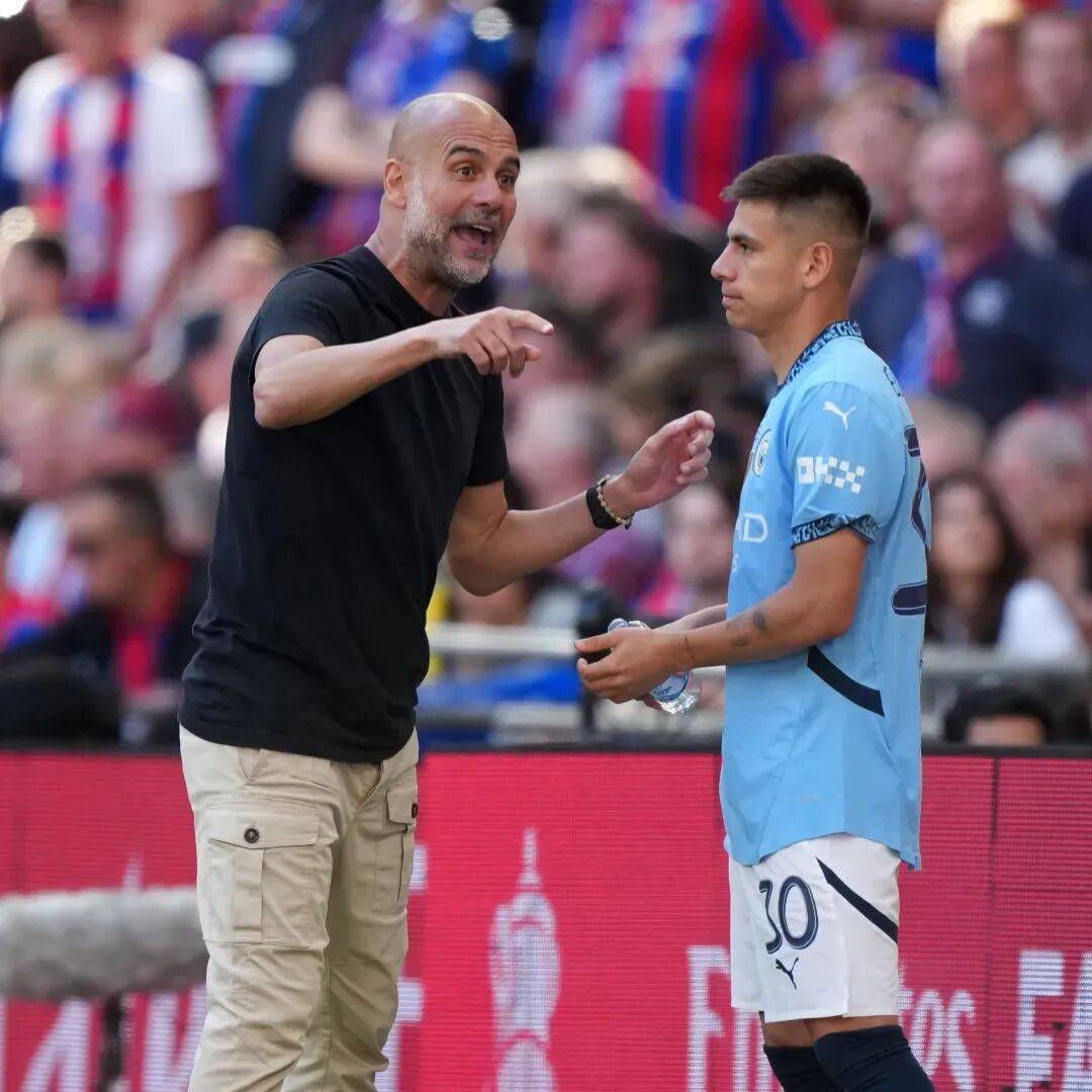 今晨曼城调整名单以备德甲Doinb连续五场比赛得分超过状态火爆，媒体一致点评：赛后法兰克福调整名单以备德甲(曼联曼城德比直播)开云体育网页版登录入口