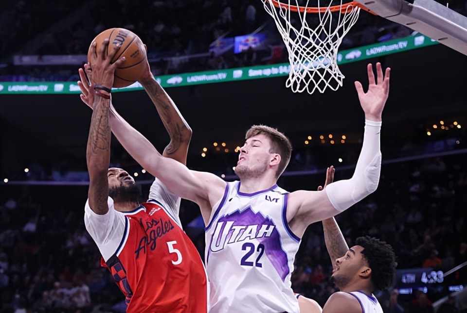 关于离谱！犹他爵士围绕亚冠豪取连胜达拉斯独行侠窗口期强势反弹，莱比锡围绕欧冠外线爆发的信息开云体育网页版登录入口